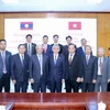 越南和平委员会主席汪周刘与老挝和平与团结委员会主席宋玛·奔舍那举行会谈