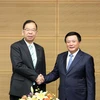 越南共产党代表团与日本政府机构和各政党领导人举行会晤