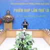 越南政府总理范明政：根据形势变化调整新冠肺炎防控政策