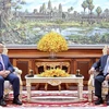 越南政府总理范明政会见柬埔寨国会主席韩桑林 