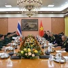 越南人民军副总参谋长与泰国皇家陆军总司令举行会谈
