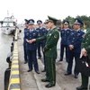 中国海警局代表团访问越南海警第一区司令部