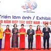 “越南-韩国合作30周年”图片展举行 
