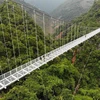 世界最长的越南高空人行玻璃桥备受美国媒体的关注