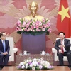越南国会主席王廷惠会见柬埔寨驻越南大使查伊·纳芙斯