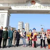 越南老街省迎接中国游客入境 恢复跨境旅游活动
