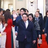 越南政府总理范明政会见旅居新加坡越南人社群代表