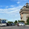 绿色转型-循环经济：老挝鼓励人们使用电动车