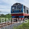 越南铁路总公司4.30和5.1假期加开52趟游客列车