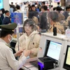 广宁省云屯机场试行生物识别技术帮助旅客实现自助登机