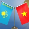 越南政府总理和国会主席向哈萨克斯坦总理和议会下院议长致贺电