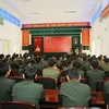 山罗省举行老挝人民军干部越南语培训班