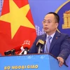 外交部例行记者会：中国方面暂停拍卖越南的敕封