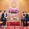 胡志明市领导会见越南驻瑞士名誉领事