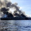 一艘油轮在马来西亚海域起火 三名船员失踪