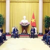 越南国家主席武文赏会见蒙古国家安全委员会秘书扎丹巴·恩赫巴亚尔