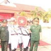 16名在老挝牺牲的越南专家和志愿军烈士遗骸归国交接仪式在老挝沙拉湾省举行