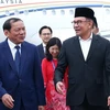 马来西亚总理安瓦尔·易卜拉欣抵达河内开始对越南进行正式访问