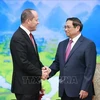 越南政府总理范明政会见色列经济和工业部部长