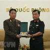 越南国防部副部长黄春战上将会见朝鲜驻越国防武官Kim Myong Chol大校