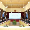越南最高人民法院荣获老挝一等劳动勋章