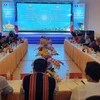 昆嵩省与老挝阿速坡和塞公两省分享阵线工作经验