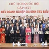 越南国会主席王廷惠与典型家族企业举行见面会