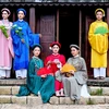 越南年轻人致力于推崇传统五身奥黛之美 