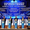 越南与中国企业签署21项多领域经济协议和合同