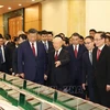 越南与中国签署36项合作文件