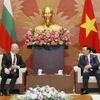 保加利亚国民议会议长耶利亚兹科夫圆满结束对越南的正式访问