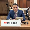 越南坚持以人为本 促进可持续发展