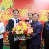柬埔寨磅士卑省代表团赴越南永隆省拜年