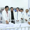 越南国家主席武文赏医师节前夕在胡志明市第一儿童医院开展走访慰问活动