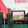 越南国家主席武文赏：弘扬民族大团结 致力建设全民边防