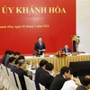 越南国会主席王廷惠与庆和省省委常务委员会举行工作会议