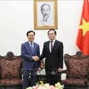 政府副总理陈流光会见韩国三星（越南）公司总经理