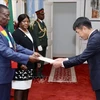 津巴布韦总统希望进一步加强与越南的合作
