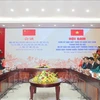 促进越南祖国阵线河内市委员会和上海市政协的合作