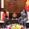 越南国家代主席会见世界银行驻越南首席代表