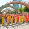 胡志明市奥黛节参与人数近350万人次