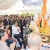 越南党和国家领导出席老挝传统新年活动