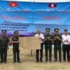 越南胡伯伯部队全心全意关照老挝人民群众的健康