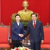 越共中央内政部部长潘廷镯会见中国司法部长贺荣