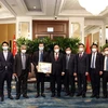 越南国家主席阮春福对新加坡进行国事访问期间开展系列活动