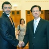 越南政府总理阮晋勇会见了 UAE 外交部长阿卜杜拉