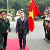 蒙古国防部长正式访问越南
