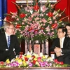 越南国家主席阮明哲会见澳大利亚外交部长陆克文