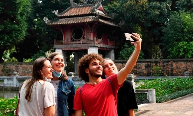 Vietnam Welcomes Over 8.8 Million Foreign Tourists In Six Months 