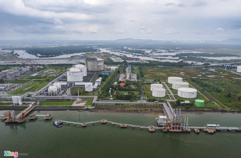 First LNG storage facility in Vietnam | Vietnam+ (VietnamPlus)
